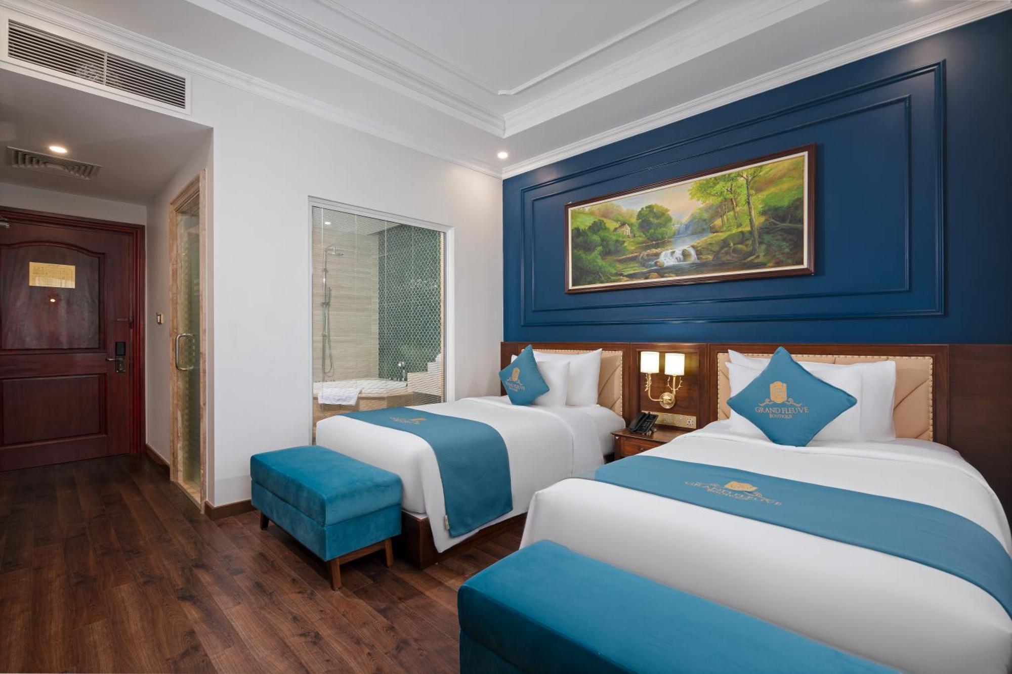 Grand Fleuve Boutique Hotel Ха Лонг Екстериор снимка