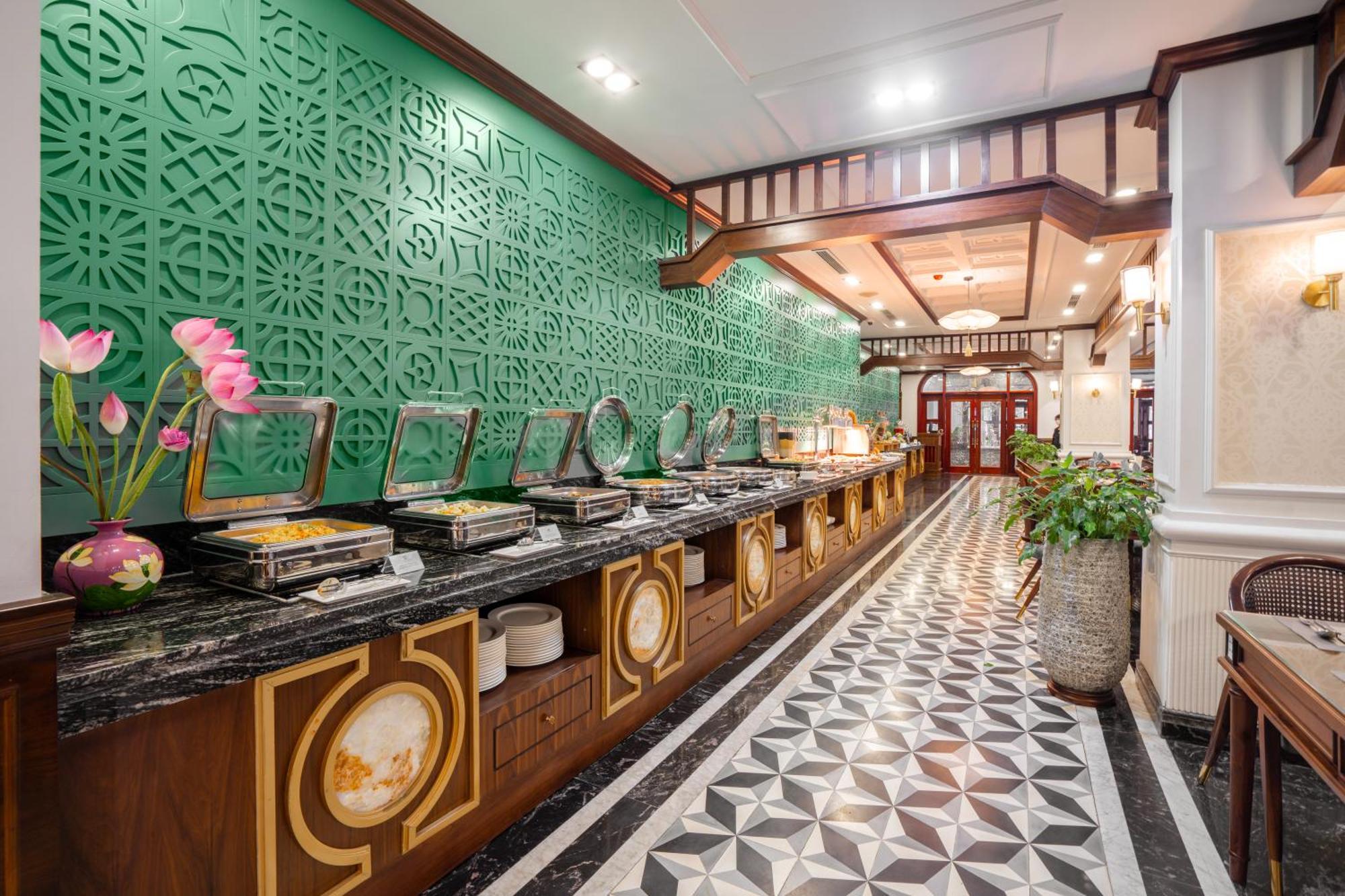 Grand Fleuve Boutique Hotel Ха Лонг Екстериор снимка