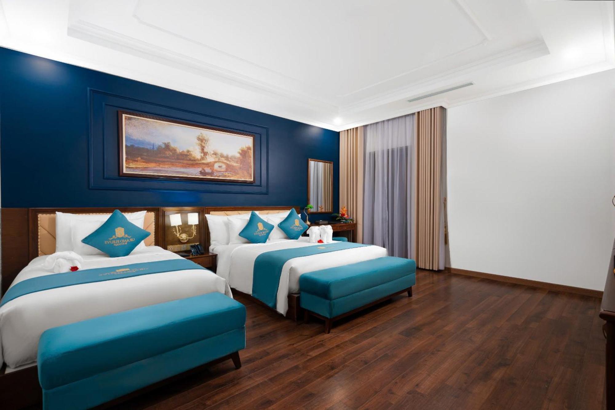 Grand Fleuve Boutique Hotel Ха Лонг Екстериор снимка